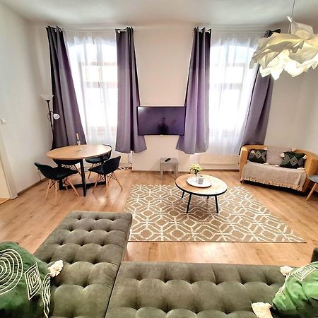 Apartment Emma - Old Town Bratislava Extérieur photo