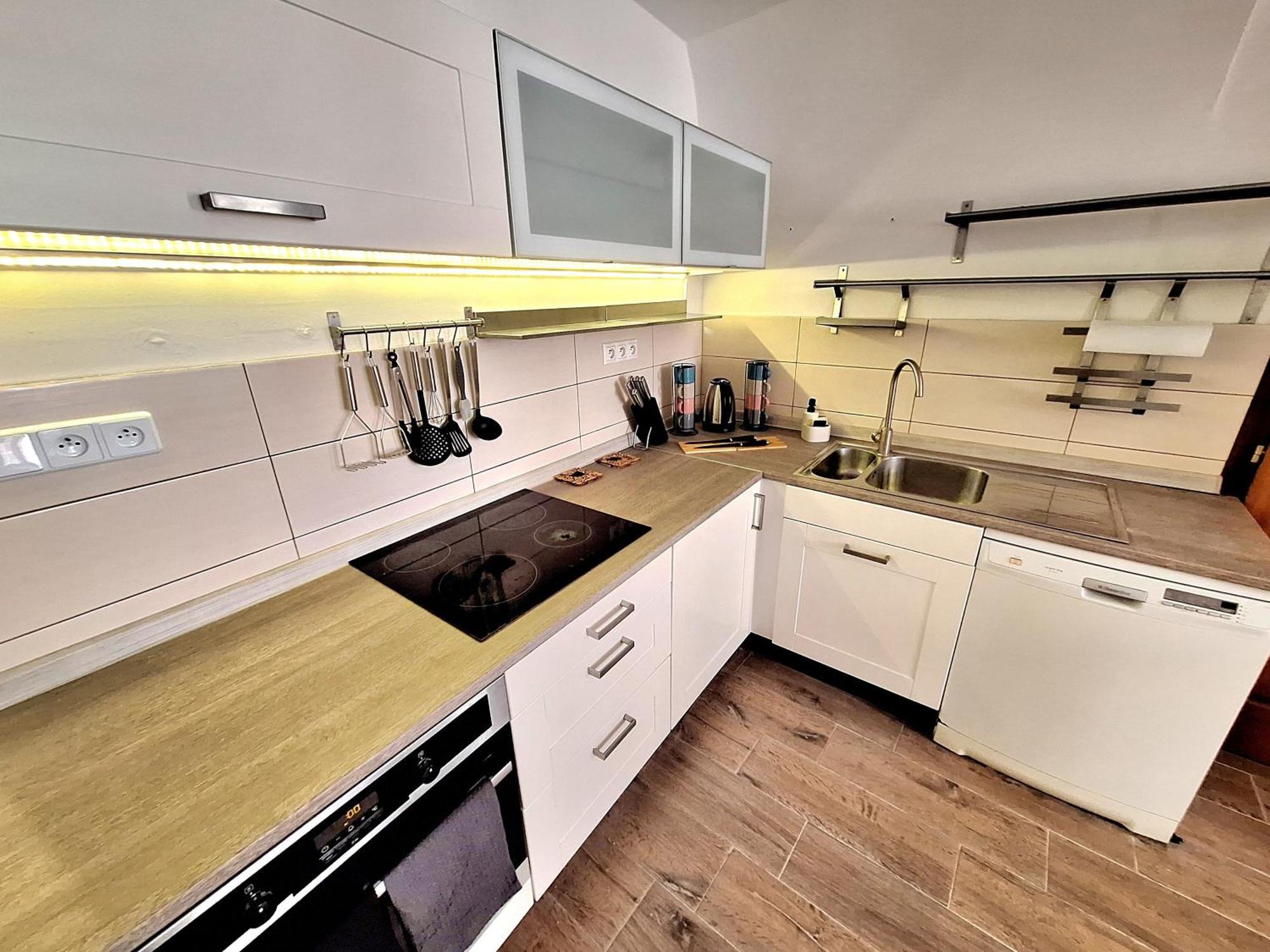 Apartment Emma - Old Town Bratislava Extérieur photo