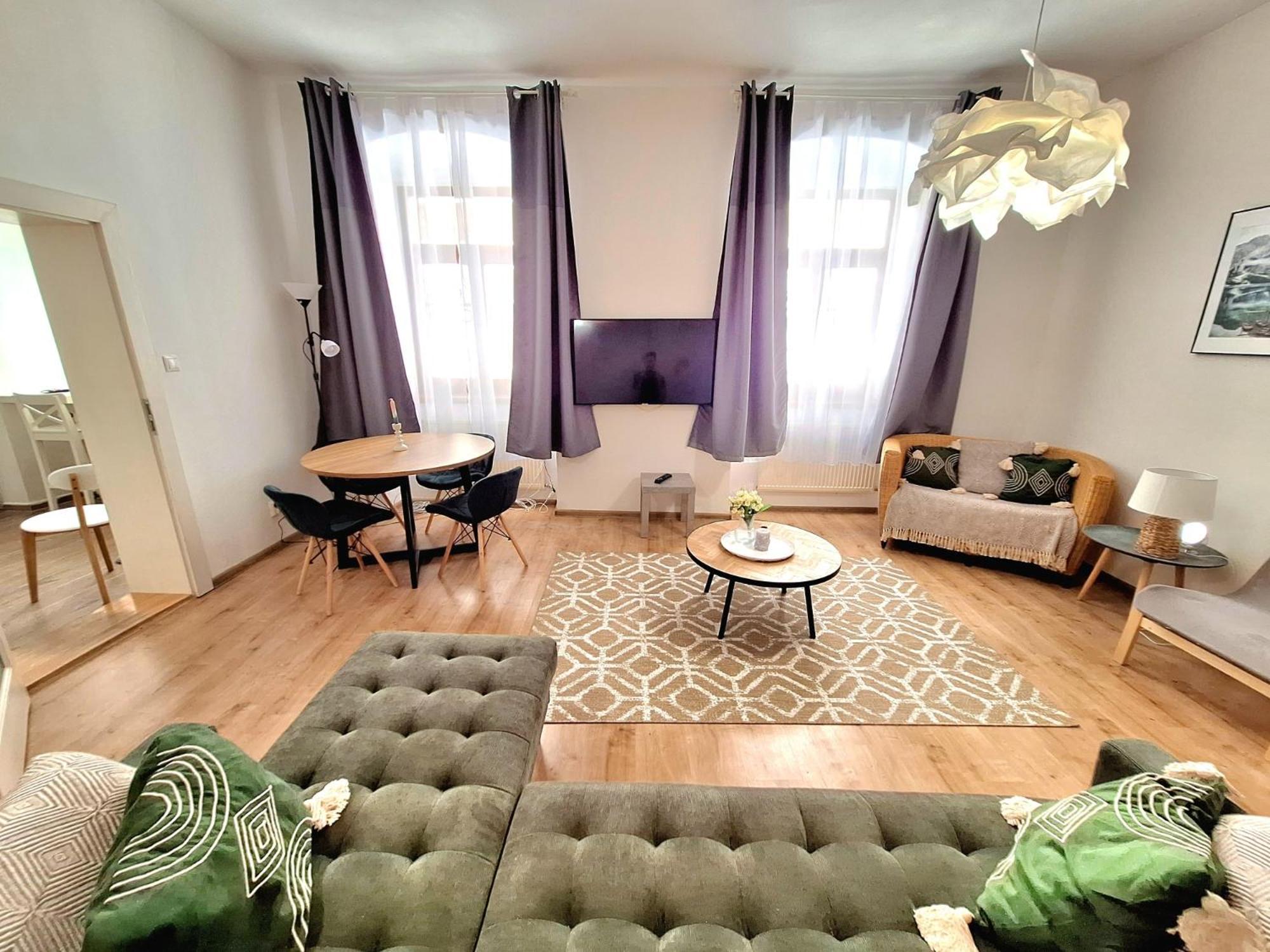 Apartment Emma - Old Town Bratislava Extérieur photo