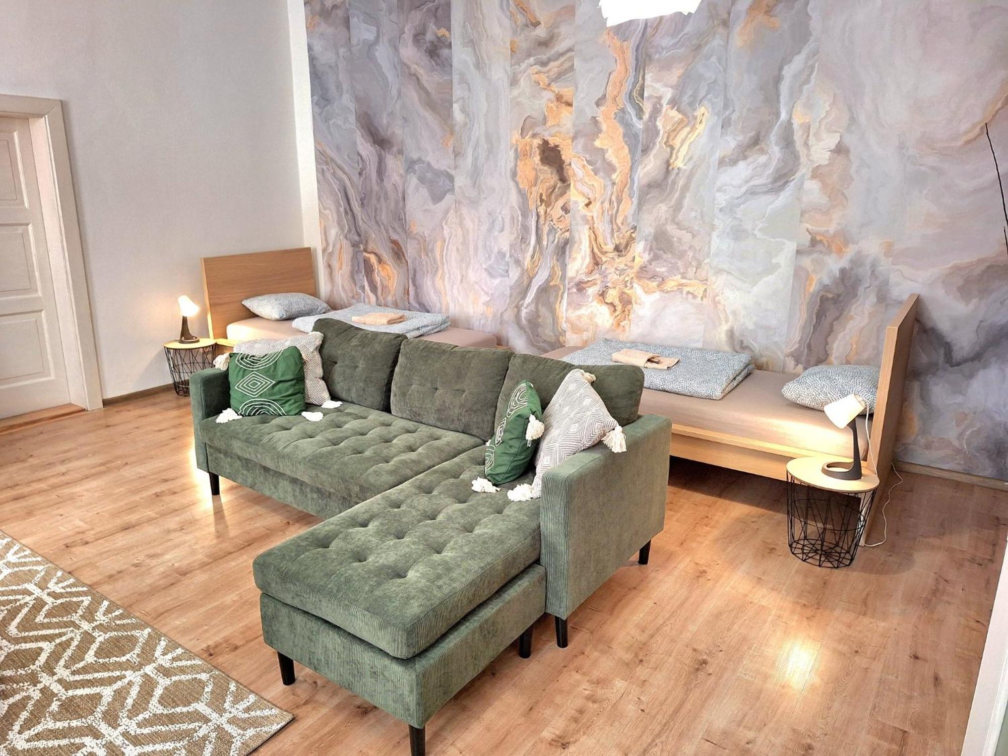 Apartment Emma - Old Town Bratislava Extérieur photo