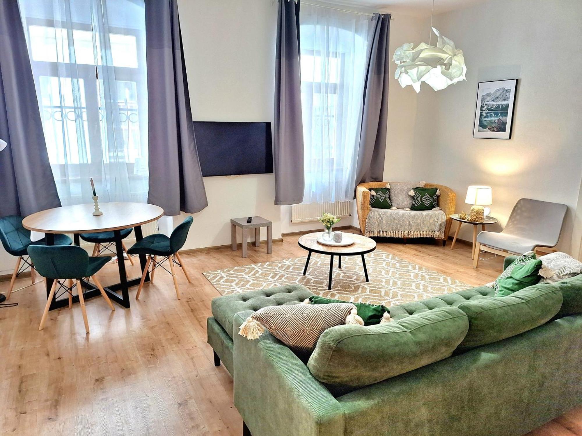 Apartment Emma - Old Town Bratislava Extérieur photo