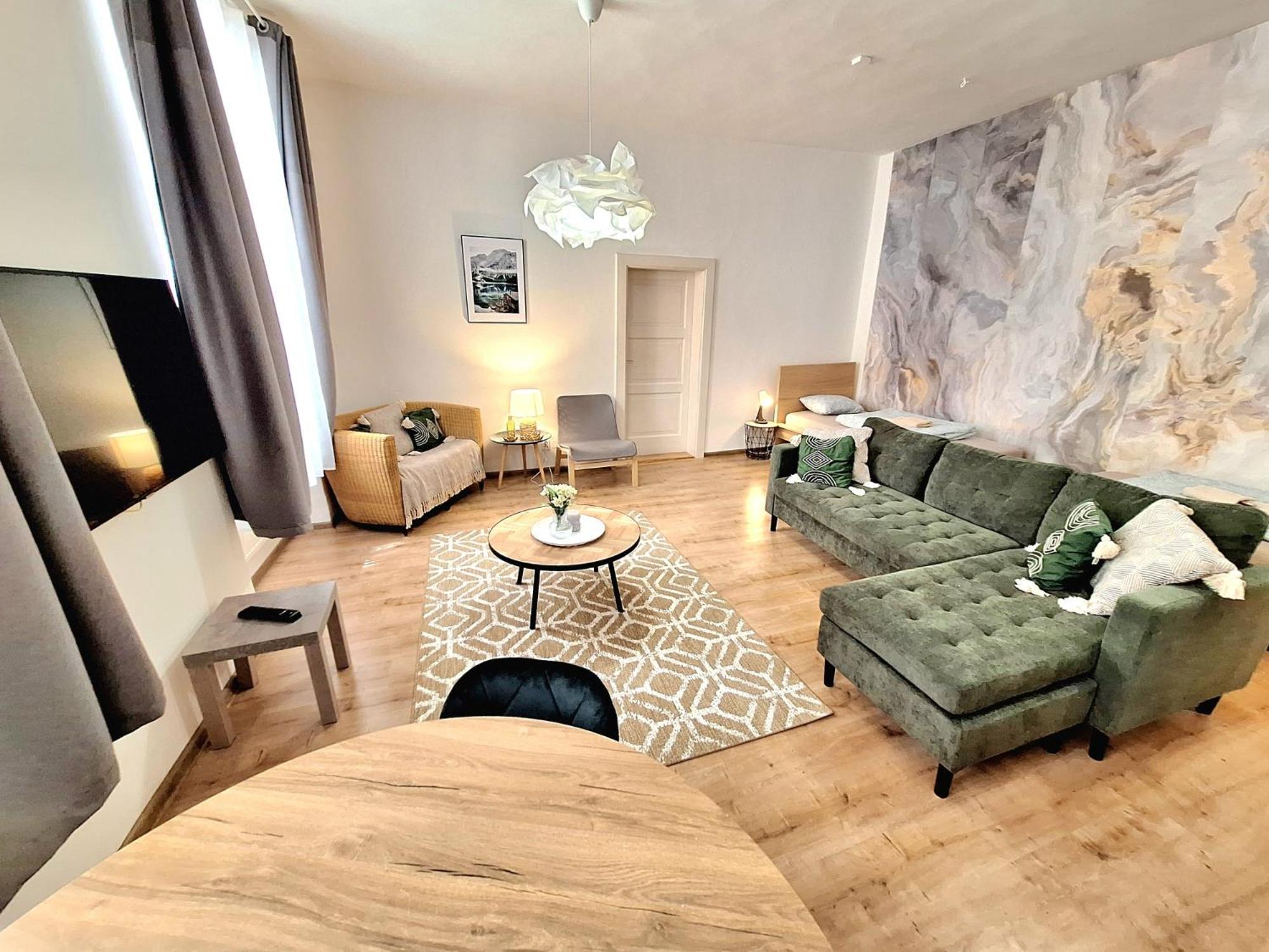 Apartment Emma - Old Town Bratislava Extérieur photo